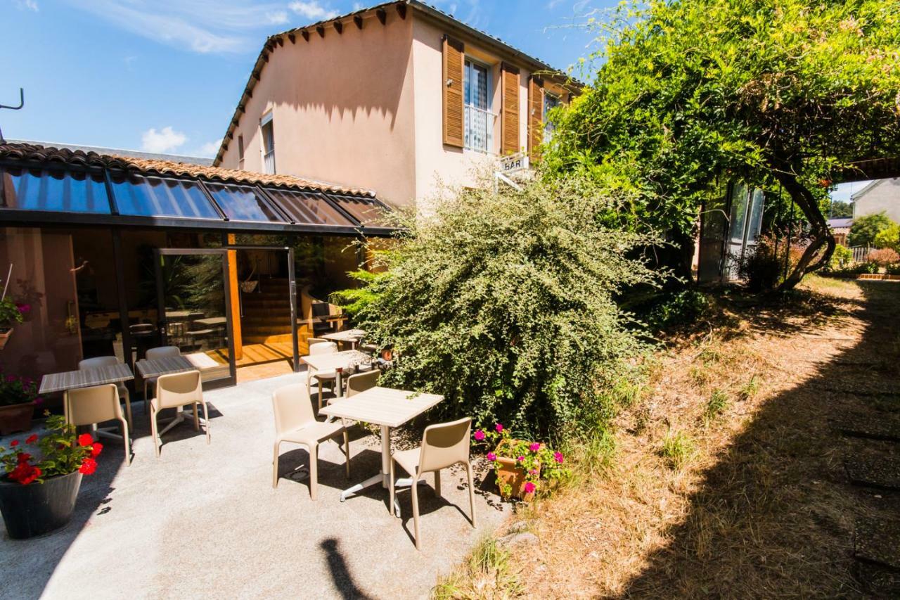 Les Messageries Hotell Saint-Flour  Exteriör bild